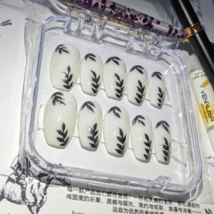 White and silver chrome press on nails – glossy mirror finish reusable nails by Glow Nails